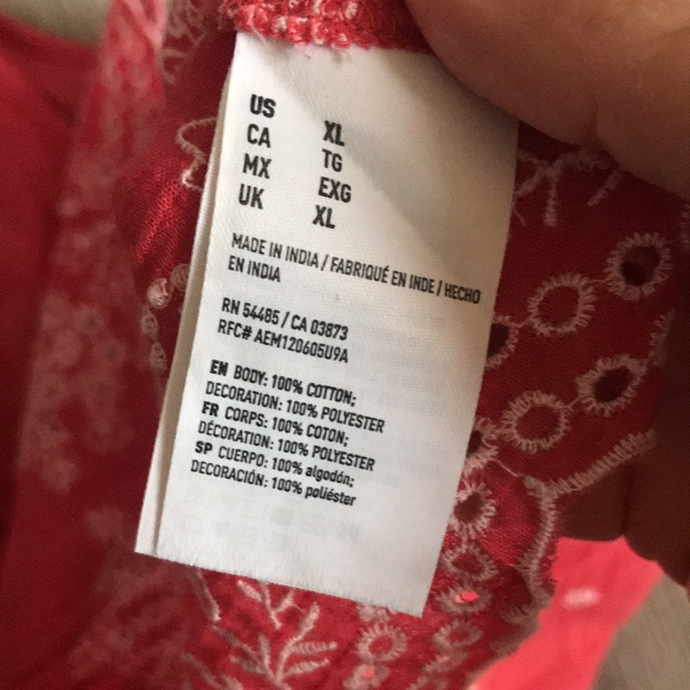 NWT American Eagle Outfitters embroidered tassel hem top size XL - Picture 7 of 10